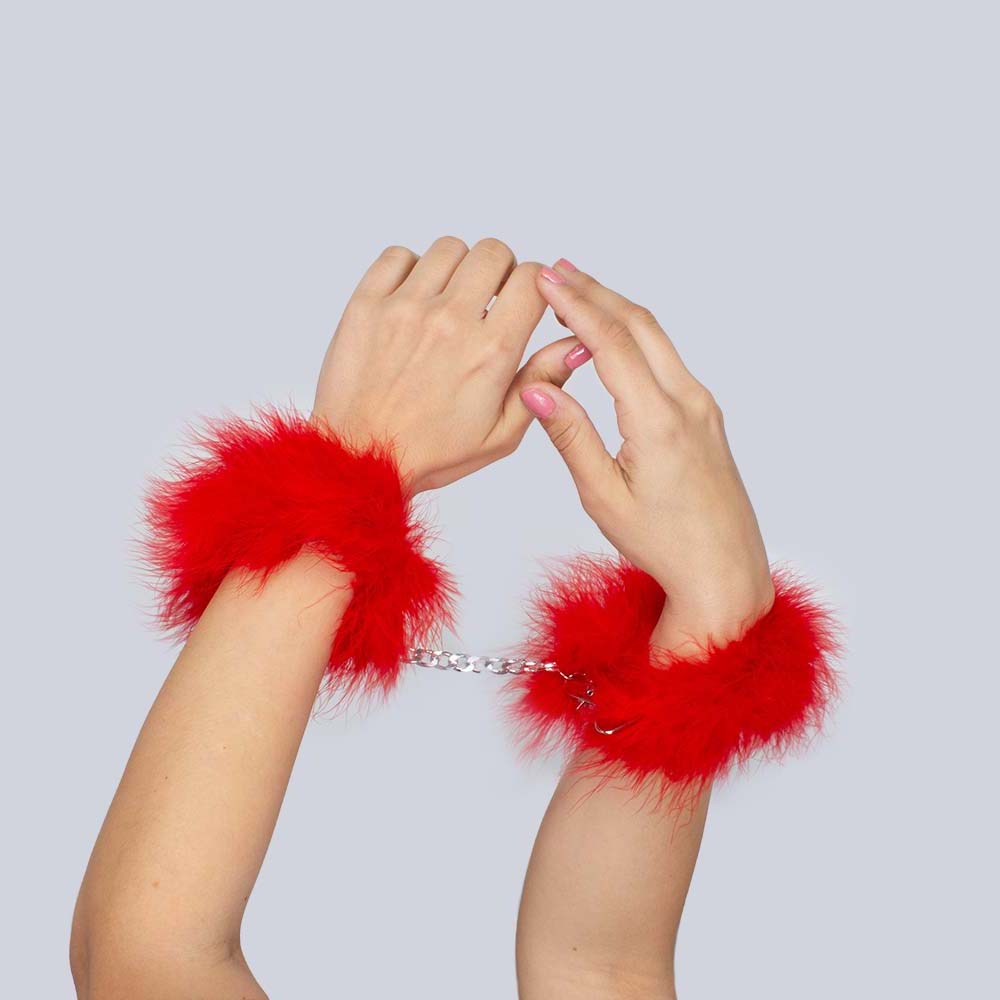 ESPOSAS DE MARABÚ ROJO